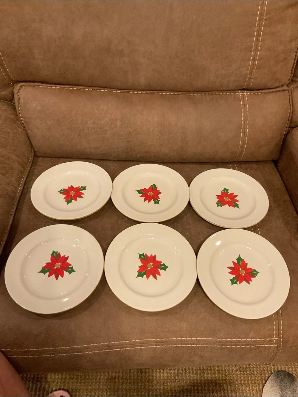 Pier One Oh Tannenbaum Plate Set